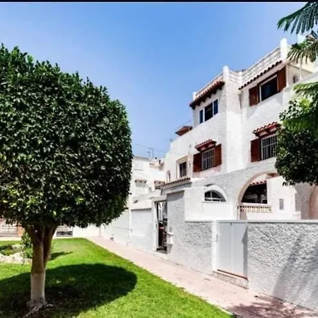 Casa Mascott Semesterbostad *